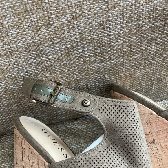 PRELOVED ✨ Guess Cork Wedges - Picture 5 of 6